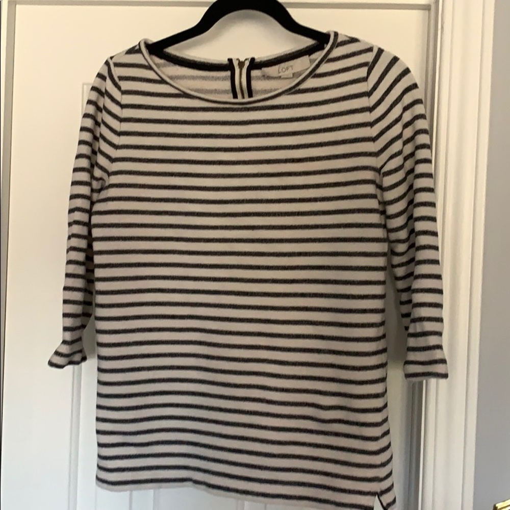 Loft sweatshirt